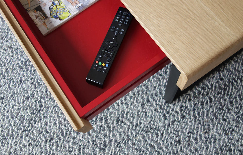 wooden coffee table - red